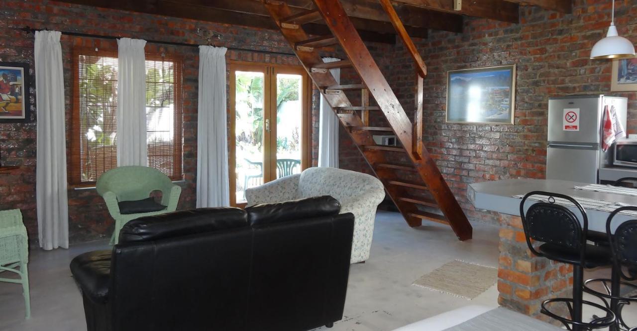 Be My Guest Lodge โบลแบร์กสตรานด์ ภายนอก รูปภาพ