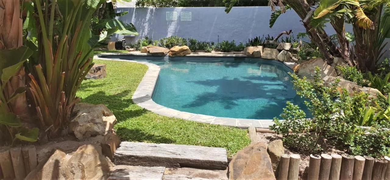 Be My Guest Lodge โบลแบร์กสตรานด์ ภายนอก รูปภาพ